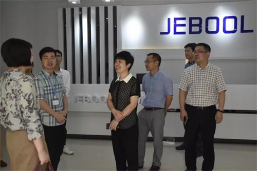 微信图片_20180615111815.jpg