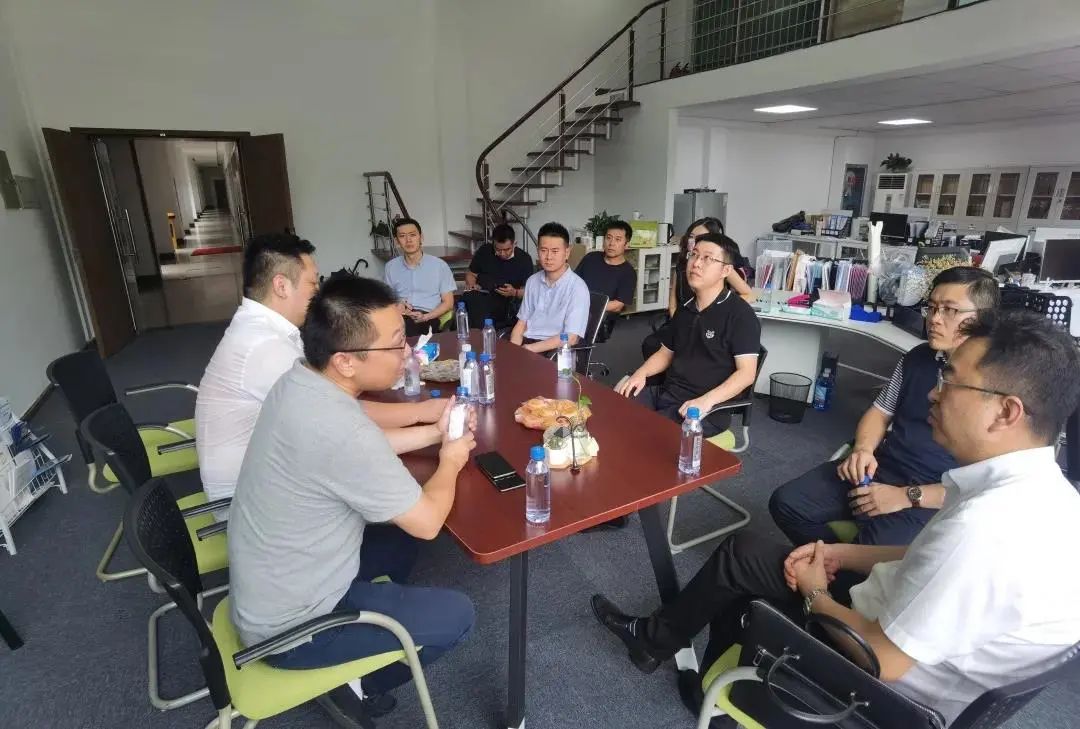 1640914094132864.jpg 4.jpg